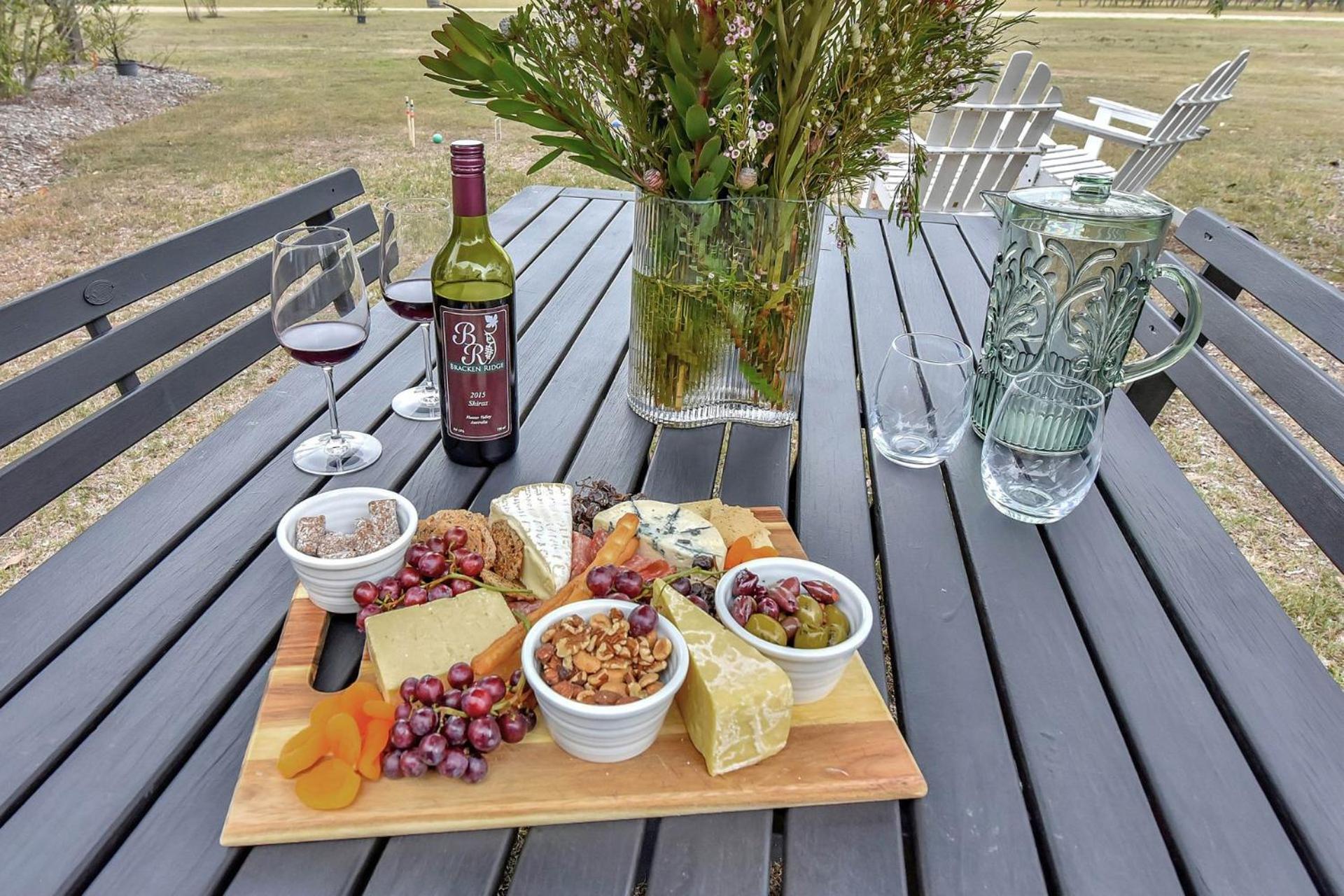 Вилла Bracken Ridge Vineyard The Entire Estate Rothbury Экстерьер фото
