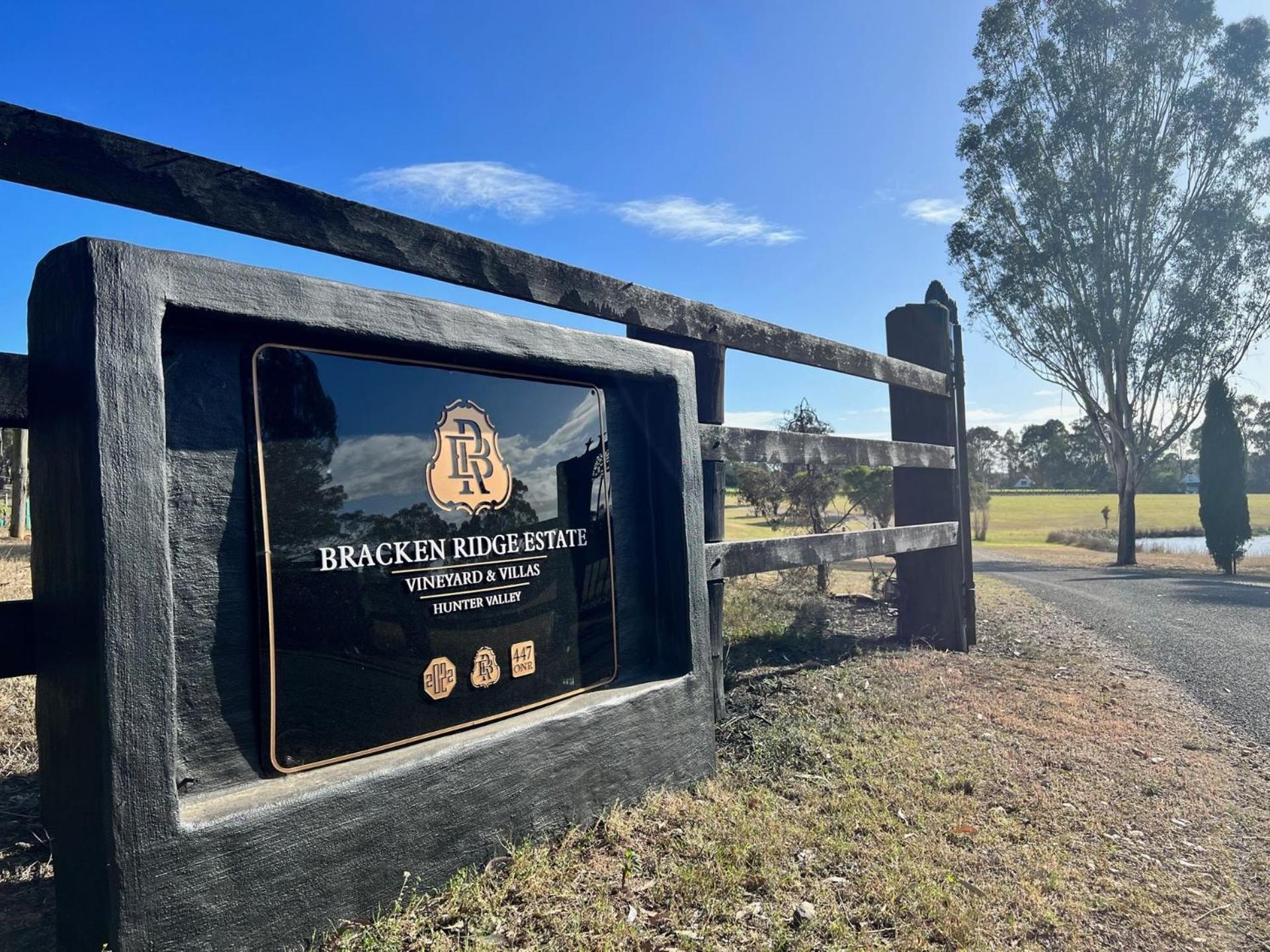 Вилла Bracken Ridge Vineyard The Entire Estate Rothbury Экстерьер фото